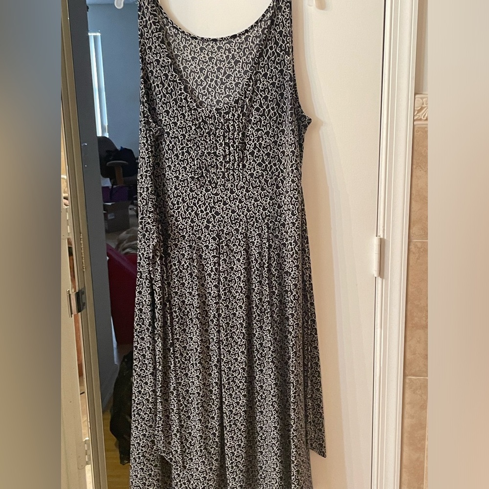 Black and white x-Large Apt 9 sleeveless dress